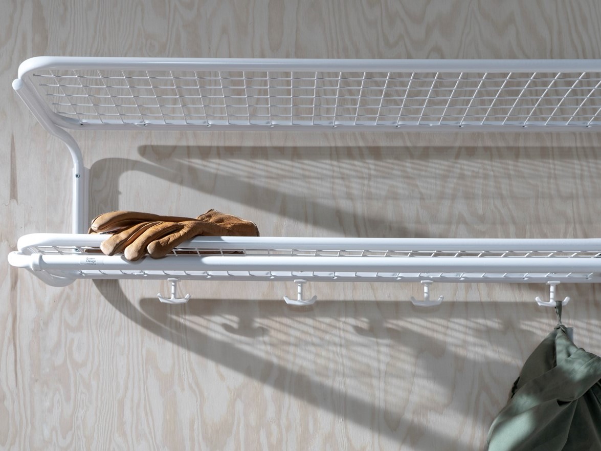 Classic hat rack in white perfect for your gloves and jackets